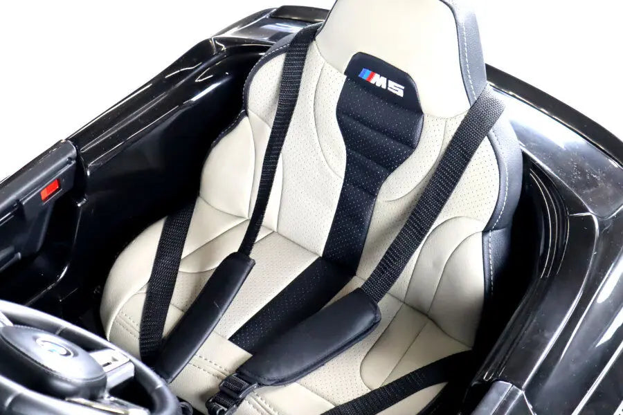 BMW M5 Kinder Elektroauto 2x 24V – Lizenziert, 10km/h, EVA Reifen, Fernbedienung